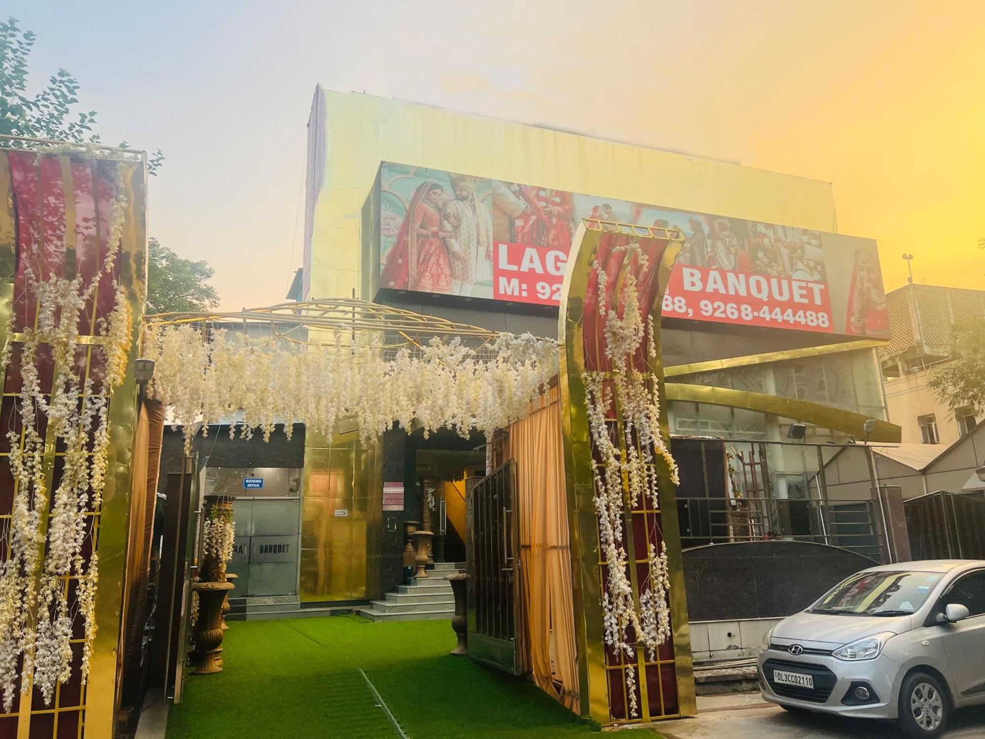 Hotel Lagoona And Banquet Hall New Delhi Exterior photo